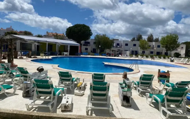 Nice Terrace and Pool Alvor Flat