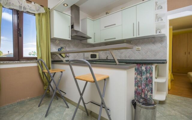 Apartments Debelić 3128