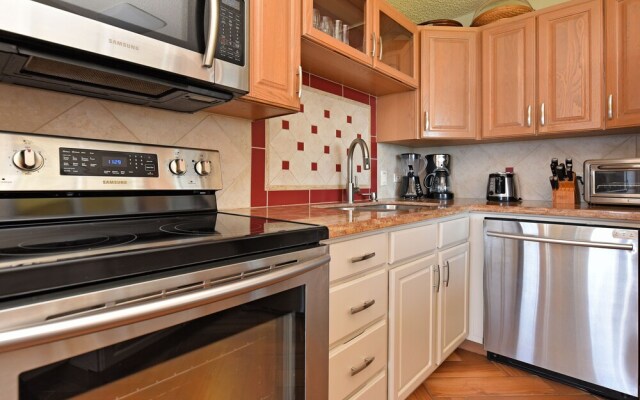 Hale Ono Loa #212 - 1 Br Condo