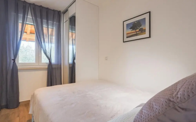 Awesome Home in Peroj With 2 Bedrooms and Wifi