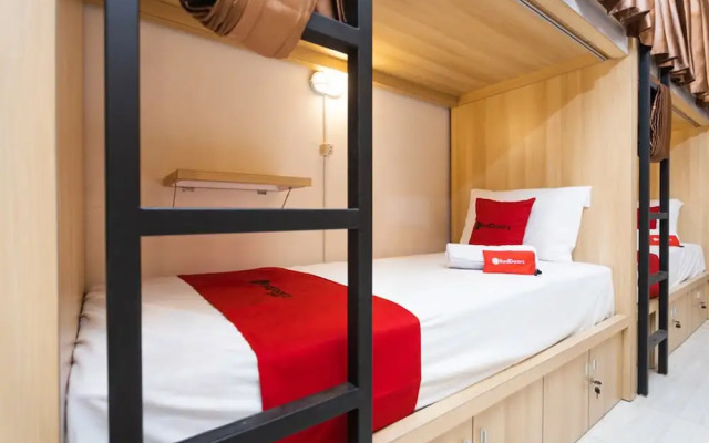 Reddoorz Hostel @ Malang City Center