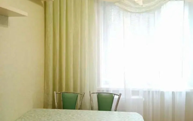 Апартаменты на проспекте Созидателей 54