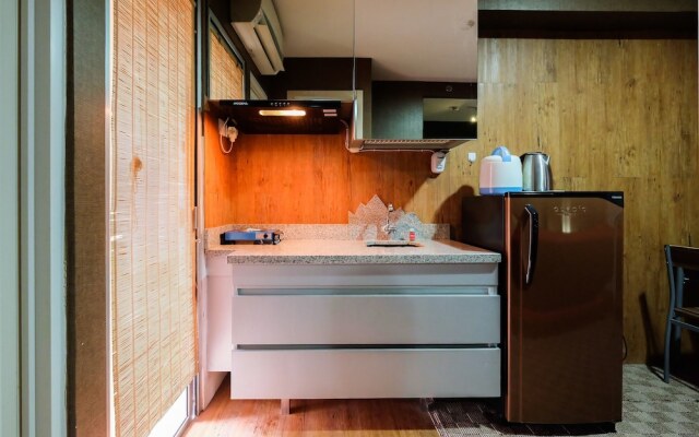 Cozy Trendy Green Palace Kalibata City Apartment