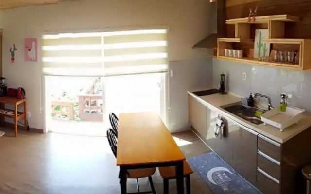 Jeju Suaegi House Pension