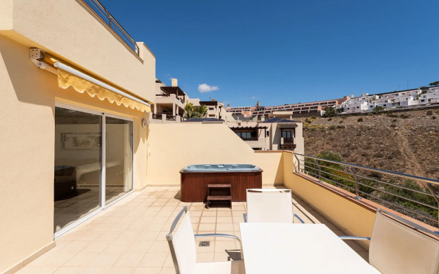 Holiday Club Sol Amadores Hotel