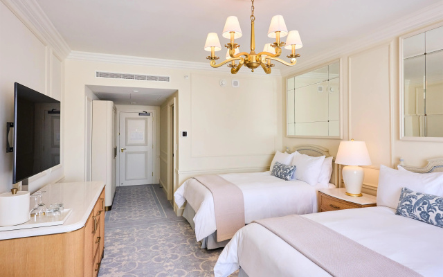 The Charleston Place