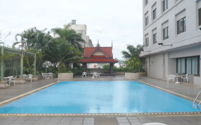 BP Grand Tower Hotel