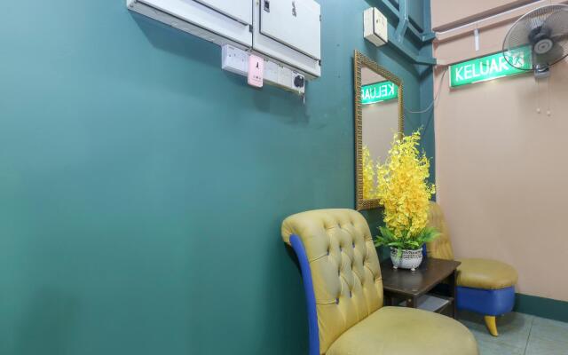 OYO 904 Avee Budget Inn