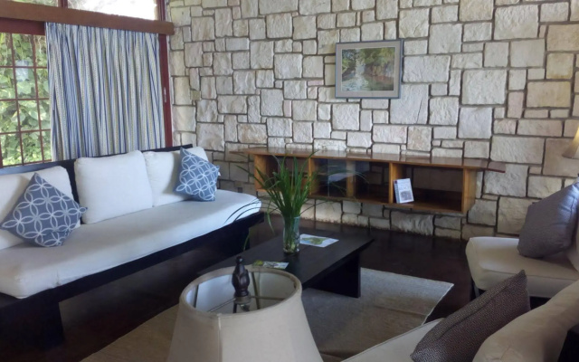Frenchman's Cove Resort