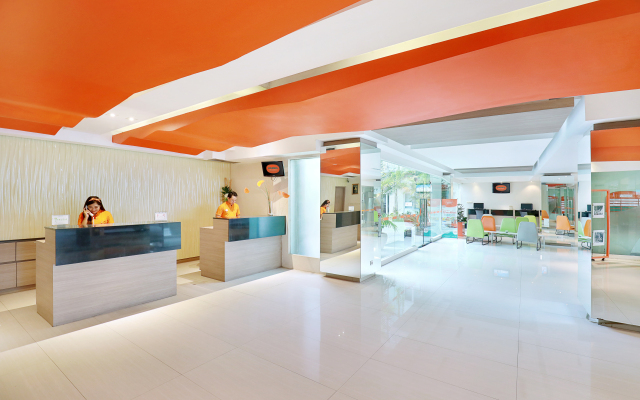 HARRIS Hotel & Residence Riverview Kuta Bali