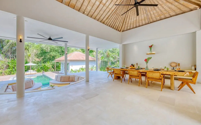 Villa Reina by Soobali