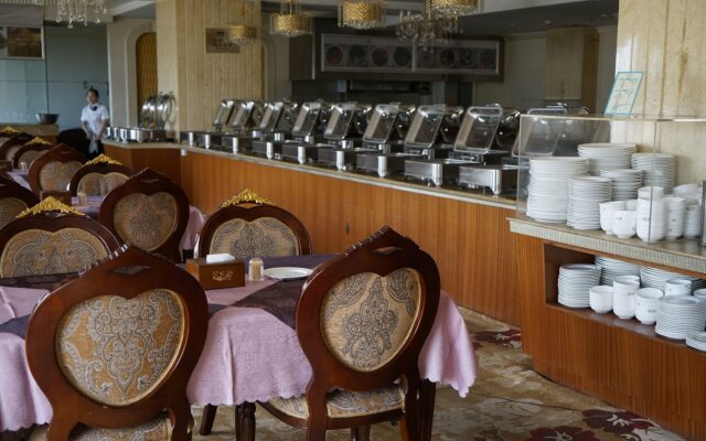 Kunming Plateau Pearl Hotel