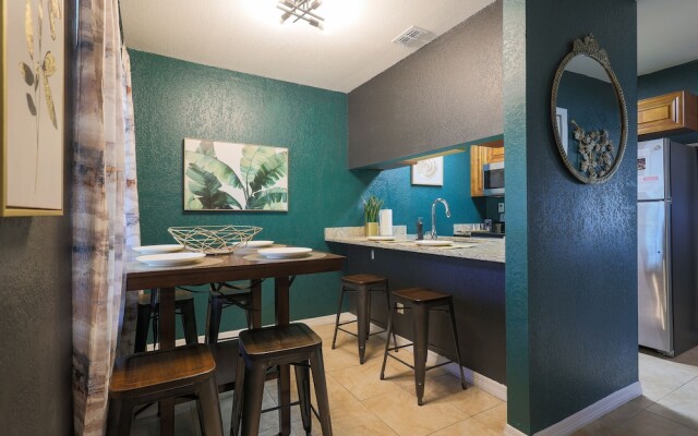 Saint Joseph Suites Down Town Tampa