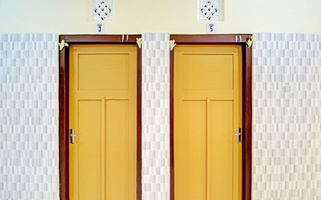 OYO Life  92953 Nirmala Kost