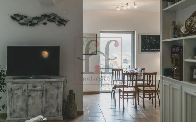 Sun62 - Apartment With Garden