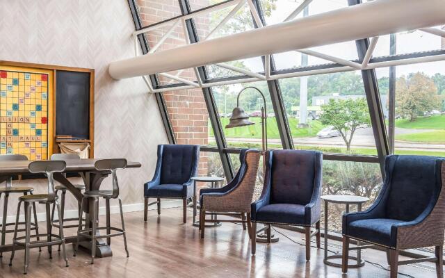 enVision Hotel St. Paul South