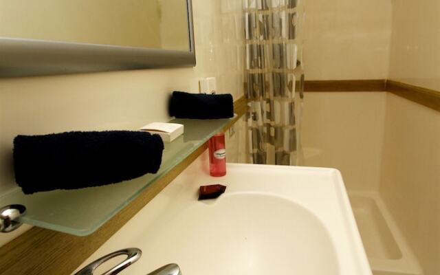 Shayamanzi Houseboats