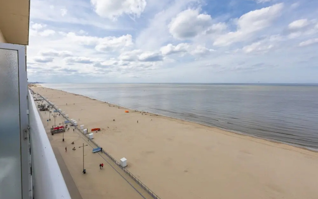 One-bedroom Apartment on the Seafront
