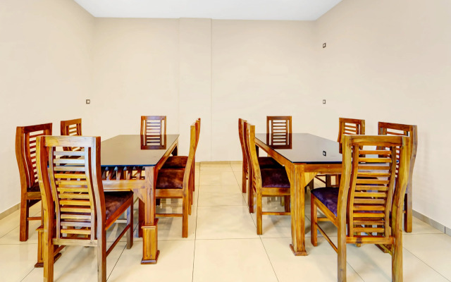 Townhouse Trivandrum Padmanabhaswamy Temple Formerly Rezt N Relaz Inn