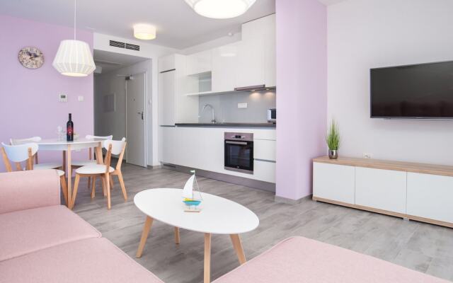 Apartments Dva Galeba