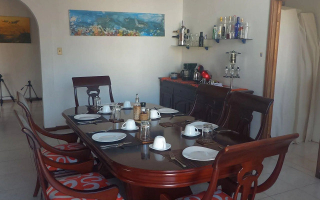 Galapagos House - Hostal