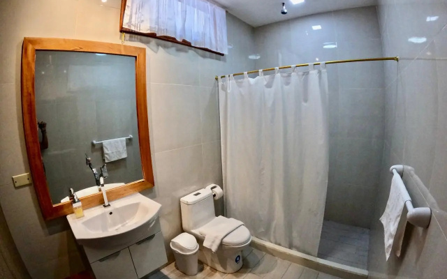 Galápagos Isabela Hotel Loja