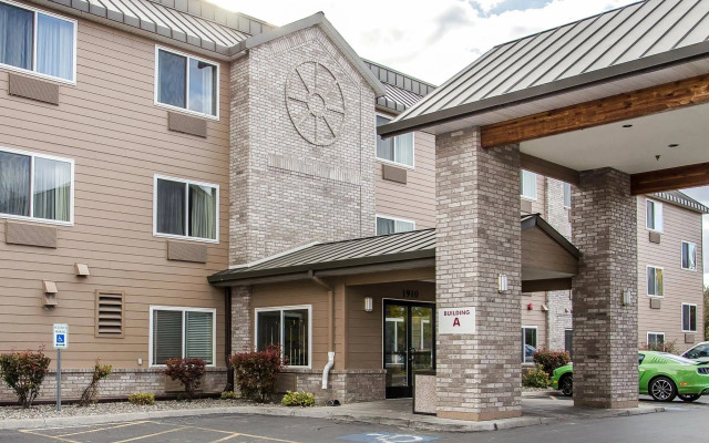 Quality Inn & Suites
