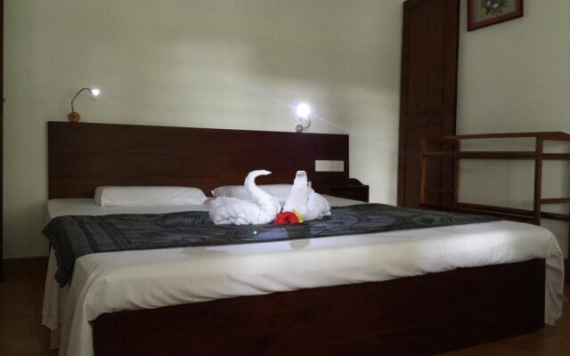 Waves Guest House & Turtle Restaurant