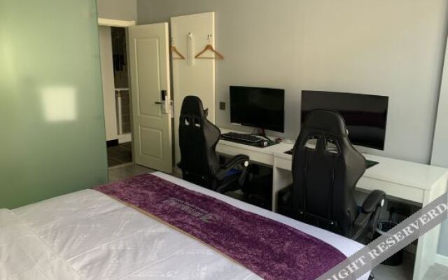 MI NI Hotel