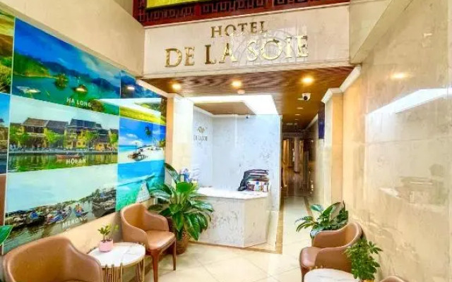 DE LA SOIE Hotel & Travel