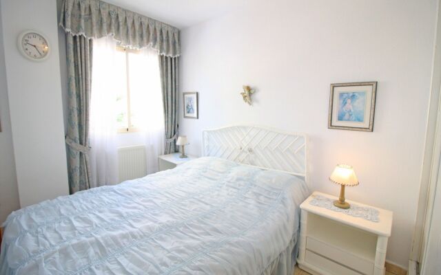 Отель Apartamentos Costa Calpe Испания, Кальпе - отзывы, цены и фото номеров - забронировать отель Apartamentos Costa Calpe онлайн комната для гостей