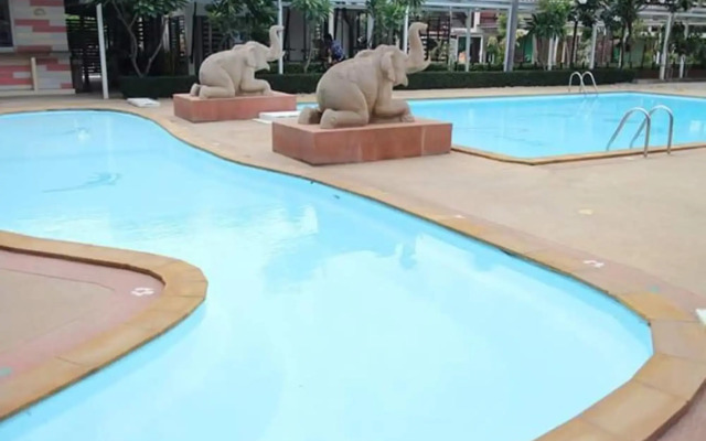 Sabai Hotel Lopburi