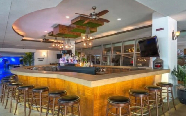 Apartment At De Soleil Hotel On Ocean Drive