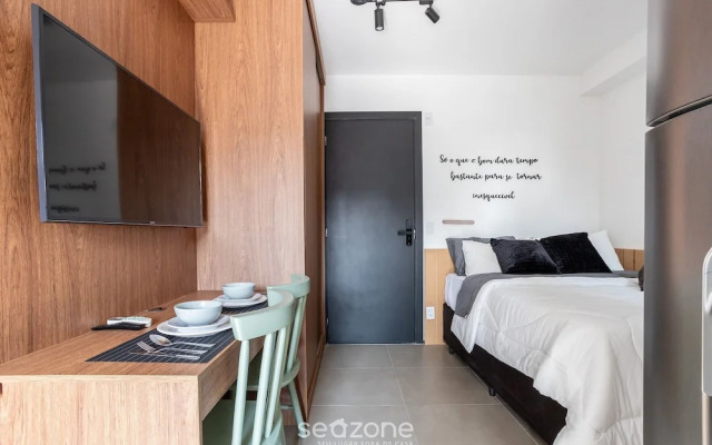 Studio 300m From the Indianopolis Metro Ois1003