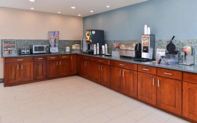 Best Western Long Beach Inn