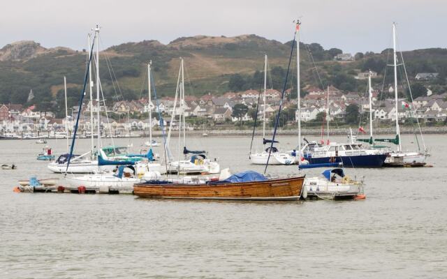 Havens End, Conwy