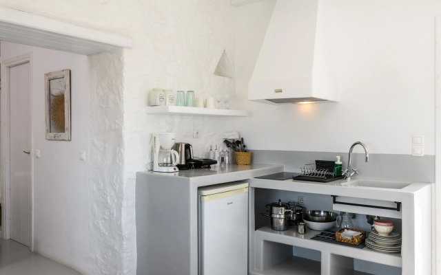 Mykonos Supreme Comfort Suites & Villas