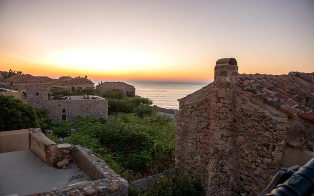 Malvasia Castle Villa