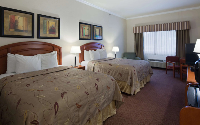 Best Western Cleveland Inn & Suites