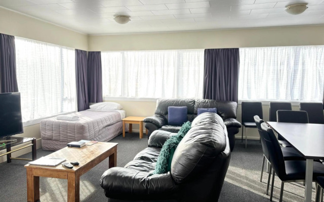 Kowhai & Colonial Motel