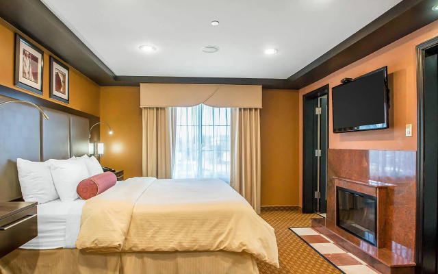 Clarion Inn Elmhurst - Oak Brook near I-88, I-290, I-294