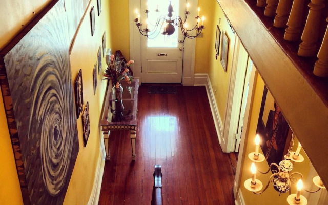 Creole Gardens Guesthouse and Inn