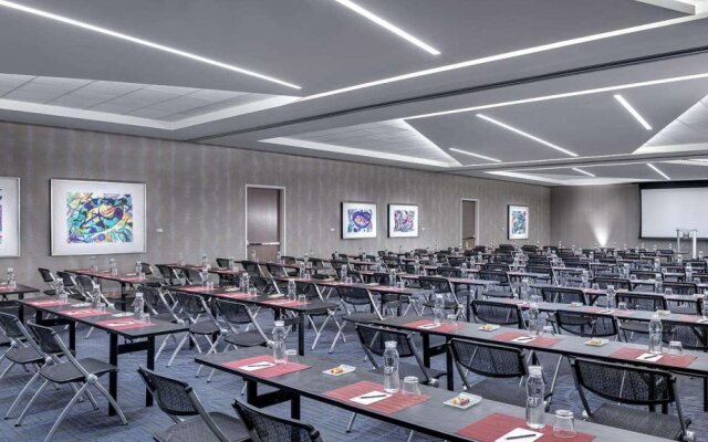 The Art Hotel Denver, Curio Collection by Hilton