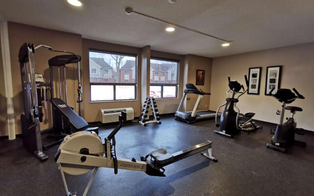 Best Western Plus Rose City Suites