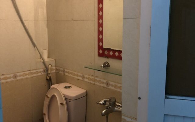 Huong Thuy Guesthouse