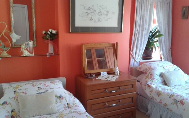 Living Waters Retreat House and B&B