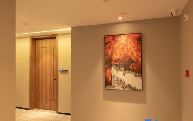 Qingmu Platinum Hotel