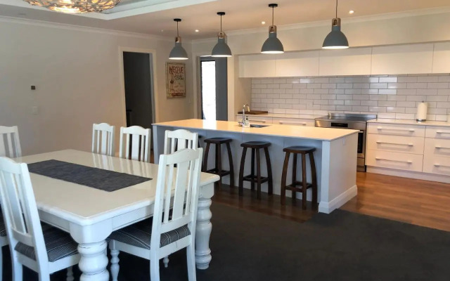 4 Bedroom on North West Arch - Free Wifi