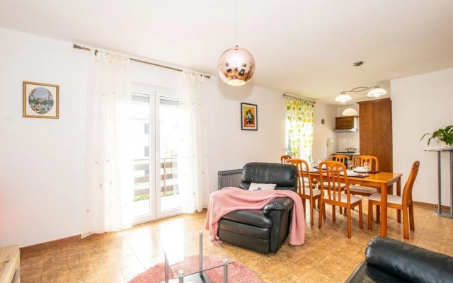 Family house with 2 apartments - Irma