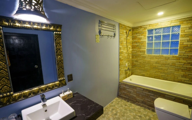 The Rabbit Hole Hotel & Spa